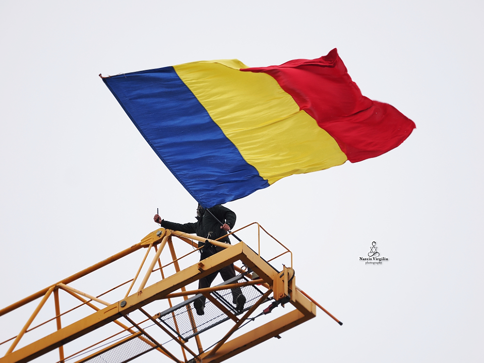 Stegarul Dac în Aer