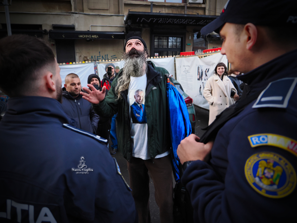 Partea 2, Stegarul Dac pe pământ...