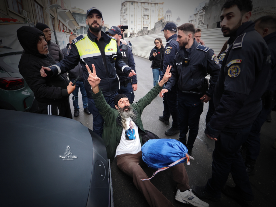 Partea 2, Stegarul Dac pe pământ...